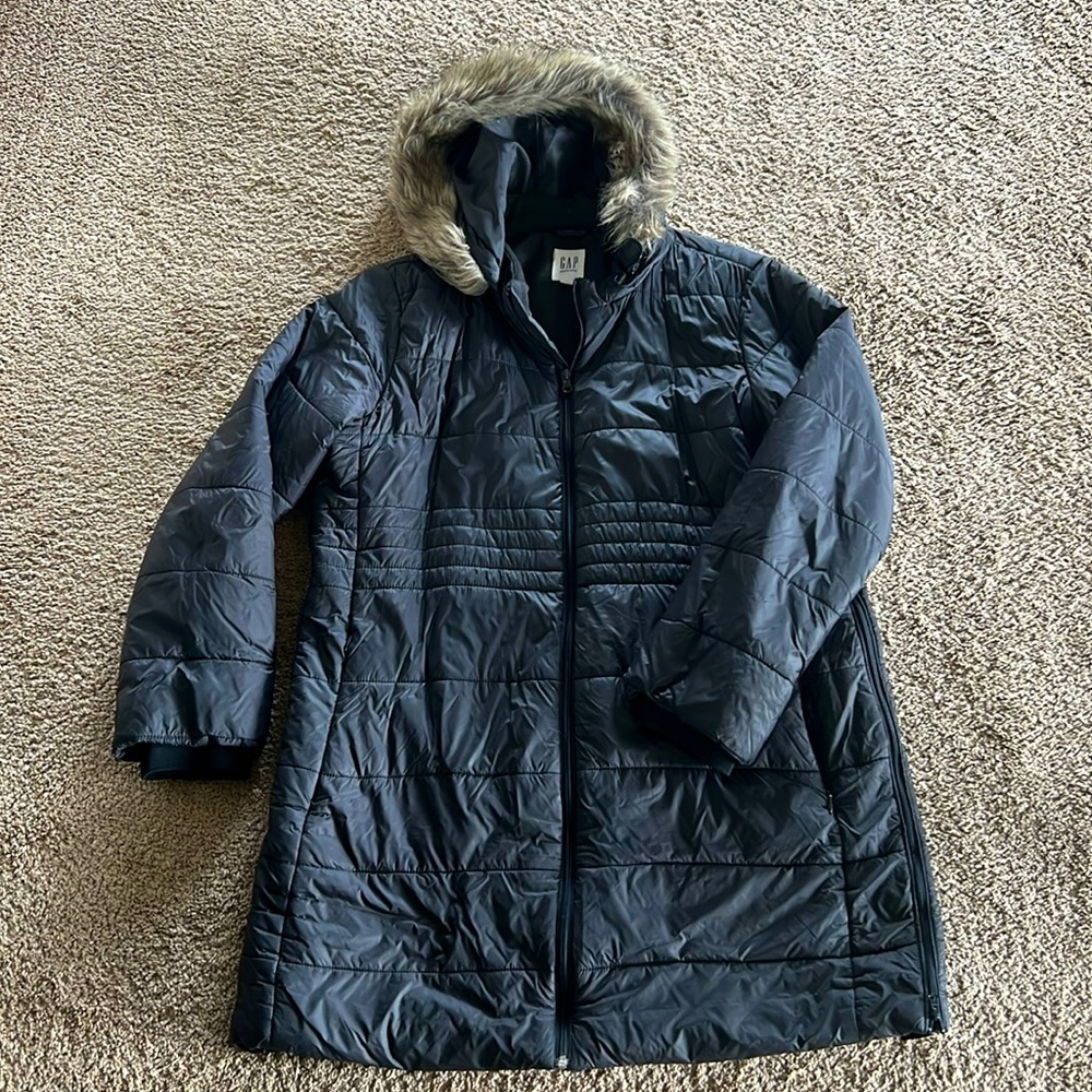Gap maternity coat